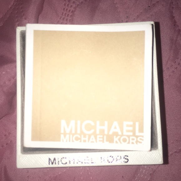 Micheal Kors Watch - Picture 5 of 5